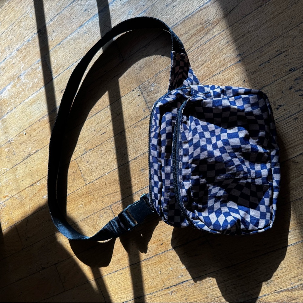 Baggu Indigo Trippy Checker Fanny Pack - Picture 4 of 9
